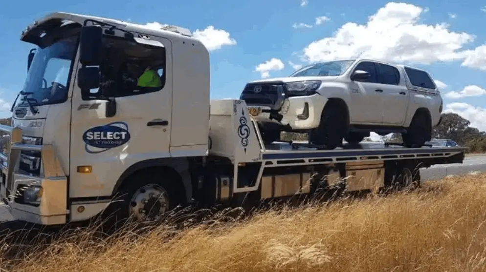 Select Tilt Tray Towing Towing a Toyota Hilux Ute in Sydney